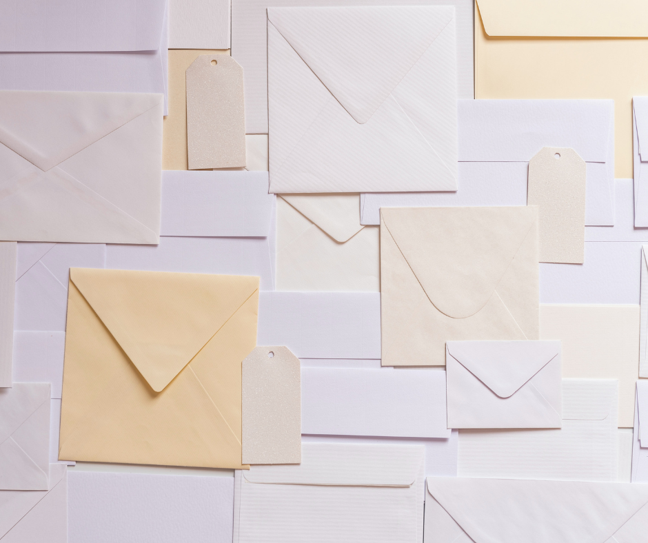 miscellaneous-envelopes-stacked-and-scattered 